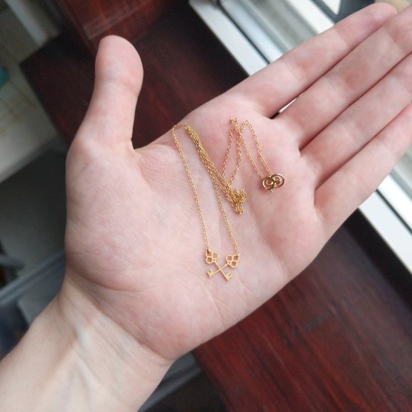 Dainty Gold Crossed Skeleton Key Necklace - Picture 3 of 4